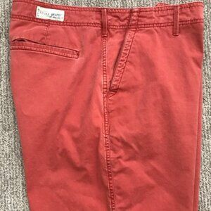 MEN'S LUCKY BRAND BERMUDAS FLAT FRONT SALMON COLOR CHINO WALKING SHORTS- 38